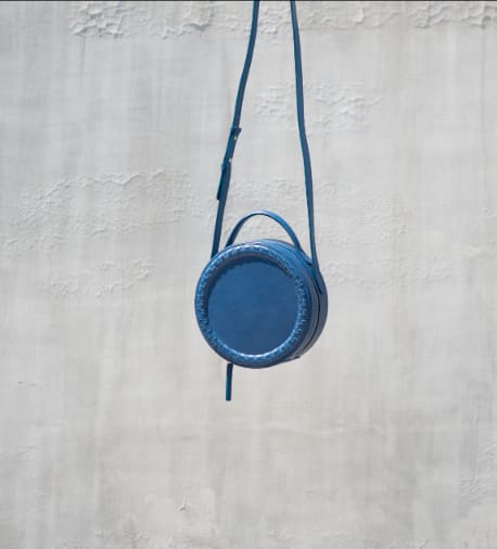 BOLSA CROSSBODY CIRCULAR AZUL